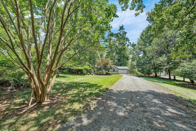 274 Woodbrook RD, Moneta, VA 24121
