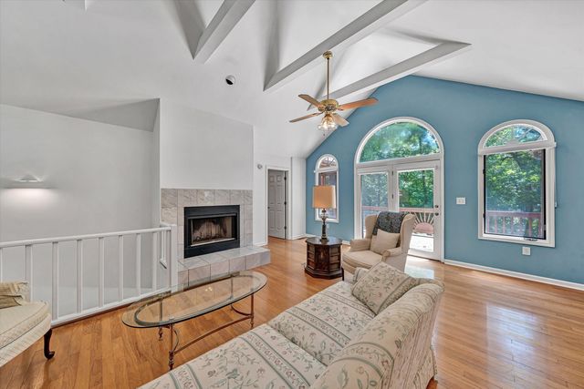 274 Woodbrook RD, Moneta, VA 24121
