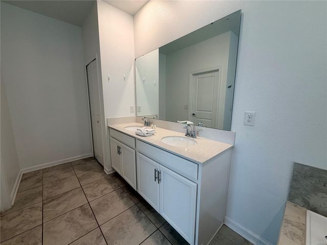 1115 CHALLENGE DRIVE, Davenport, FL 33896