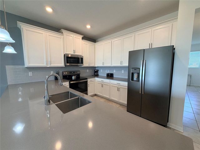 1115 CHALLENGE DRIVE, Davenport, FL 33896