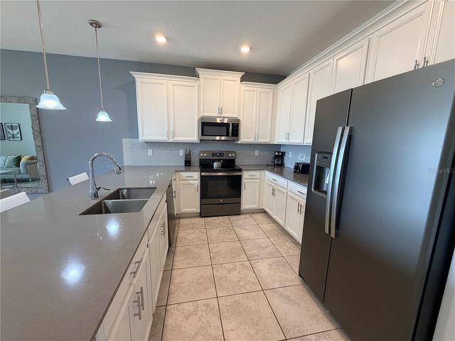 1115 CHALLENGE DRIVE, Davenport, FL 33896