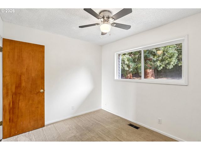 7017 Ne 2ND Ave, Vancouver, WA 98665