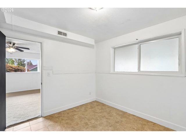 7017 Ne 2ND Ave, Vancouver, WA 98665