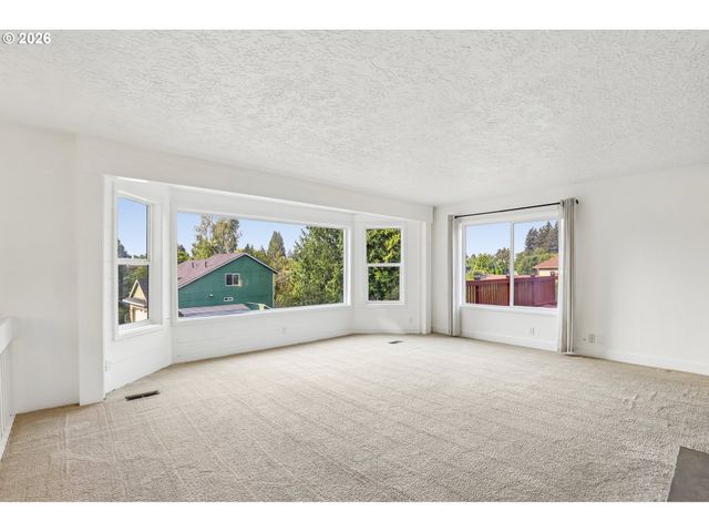 7017 Ne 2ND Ave, Vancouver, WA 98665