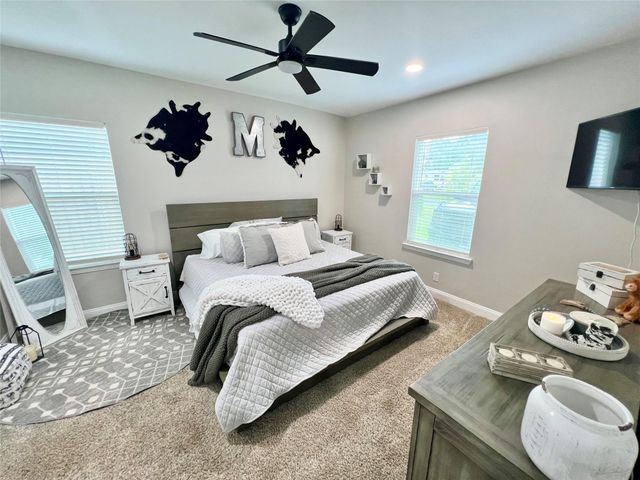 1217 18th Avenue N, Texas City, TX 77590