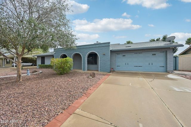 2201 W UTOPIA Road, Phoenix, AZ 85027