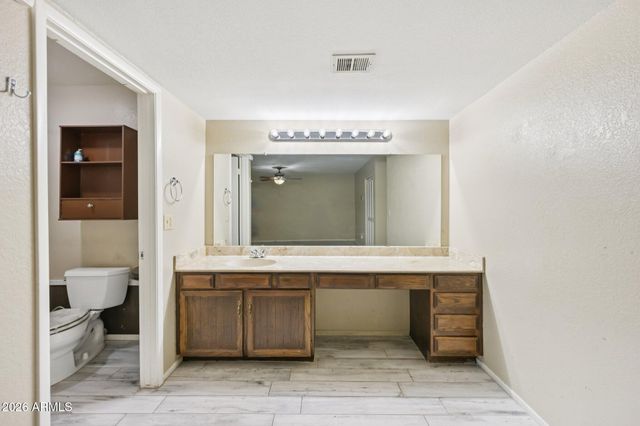 2201 W UTOPIA Road, Phoenix, AZ 85027