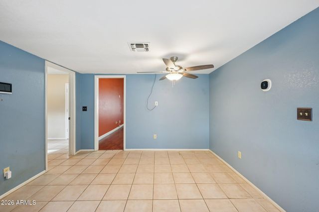 2201 W UTOPIA Road, Phoenix, AZ 85027