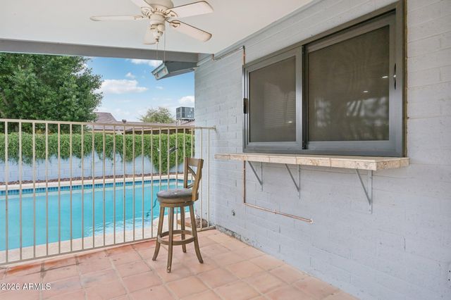 2201 W UTOPIA Road, Phoenix, AZ 85027