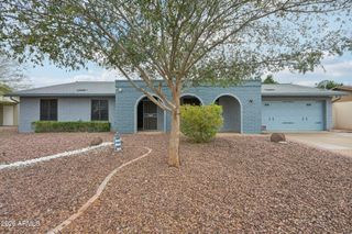 2201 W UTOPIA Road, Phoenix, AZ 85027