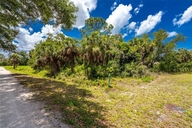 2ND STREET, Englewood, FL 34223