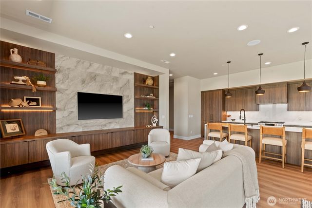 9604 Ridgeview Drive NW, Quincy, WA 98848