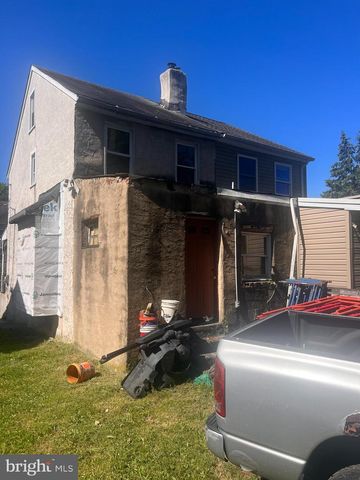 415 E CHESTNUT ST, Norristown, PA 19401