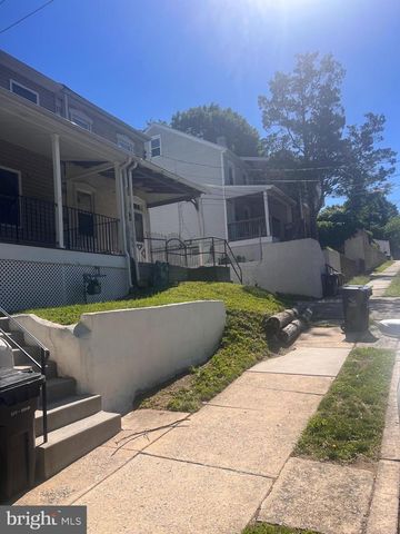 415 E CHESTNUT ST, Norristown, PA 19401