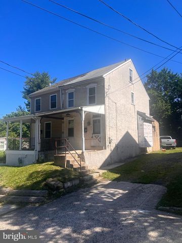 415 E CHESTNUT ST, Norristown, PA 19401