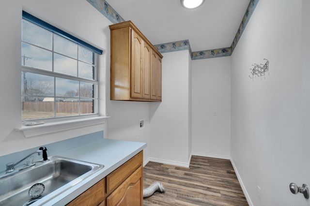 1102 Westminister Drive, Waxahachie, TX 75165