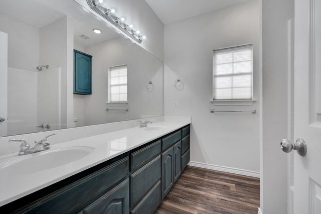 1102 Westminister Drive, Waxahachie, TX 75165