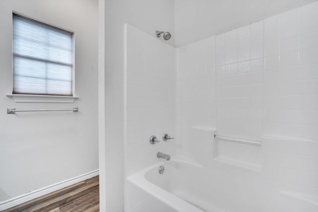 1102 Westminister Drive, Waxahachie, TX 75165