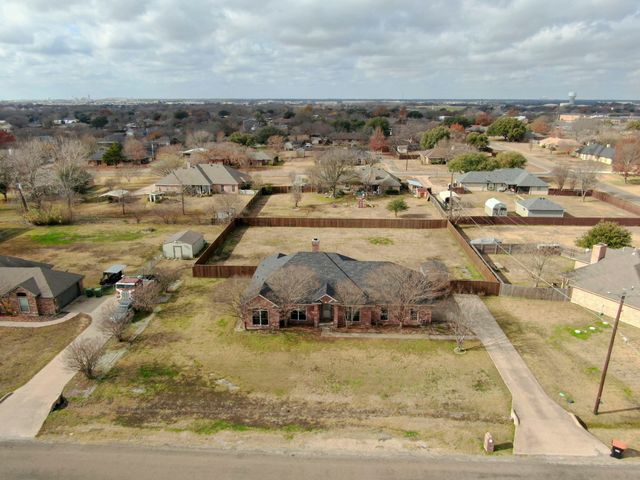 1102 Westminister Drive, Waxahachie, TX 75165