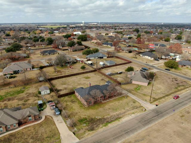 1102 Westminister Drive, Waxahachie, TX 75165