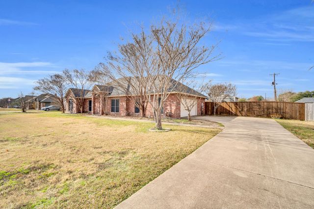 1102 Westminister Drive, Waxahachie, TX 75165