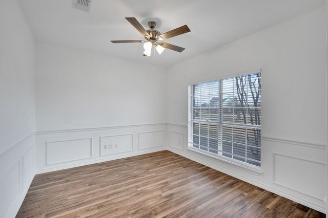 1102 Westminister Drive, Waxahachie, TX 75165