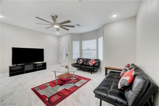 6132 Glacier Avenue, Las Vegas, NV 89156