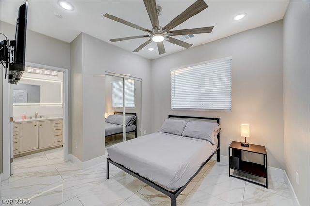 6132 Glacier Avenue, Las Vegas, NV 89156