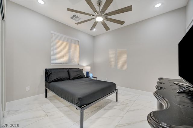 6132 Glacier Avenue, Las Vegas, NV 89156