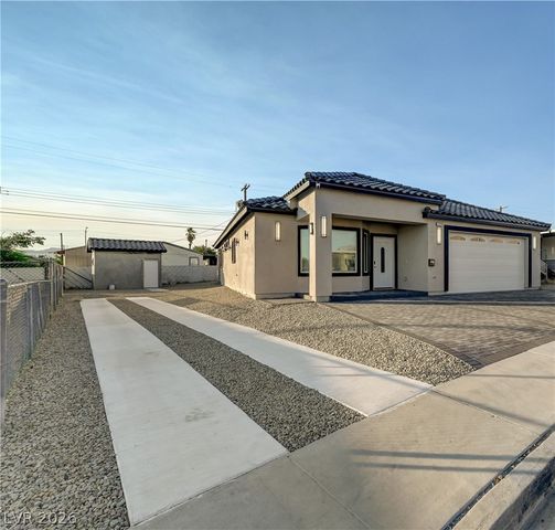 6132 Glacier Avenue, Las Vegas, NV 89156