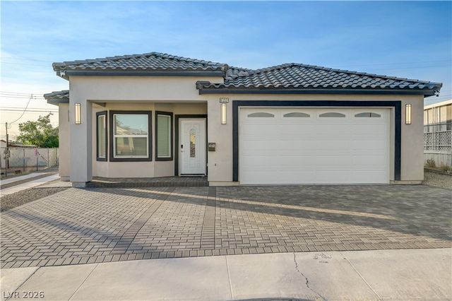 6132 Glacier Avenue, Las Vegas, NV 89156