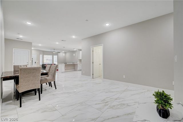 6132 Glacier Avenue, Las Vegas, NV 89156