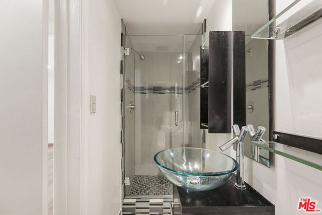 6244 Morse Avenue, North Hollywood, CA 91606