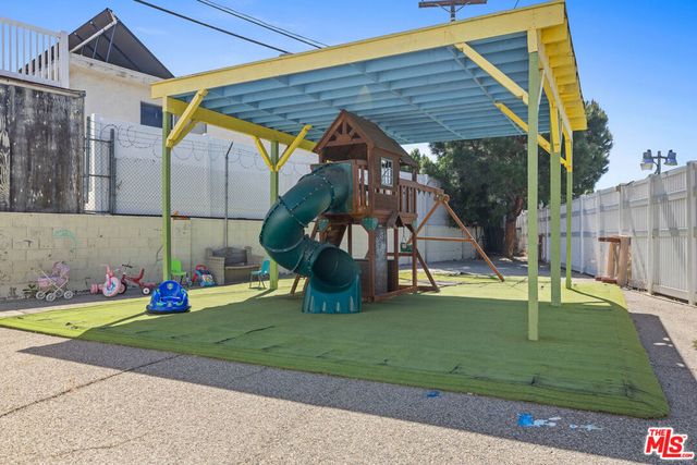 6244 Morse Avenue, North Hollywood, CA 91606