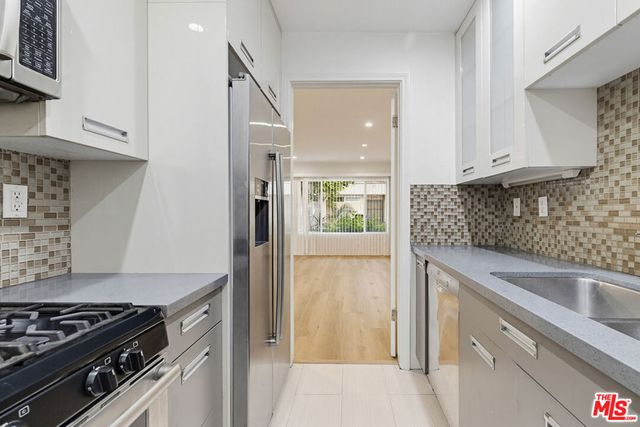 6244 Morse Avenue, North Hollywood, CA 91606