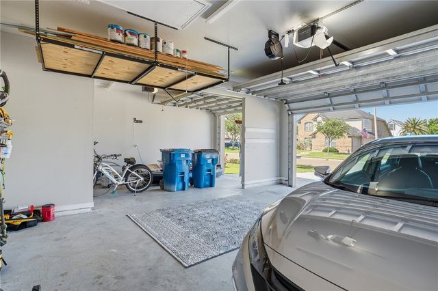 331 Gulfton Dr, Portland, TX 78374