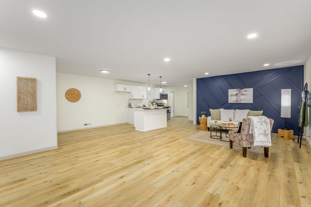 2639 N Gentry Ave, Wichita, KS 67220