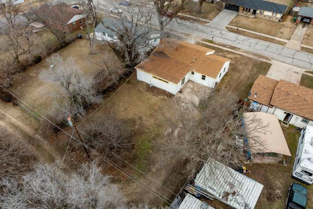 2639 N Gentry Ave, Wichita, KS 67220