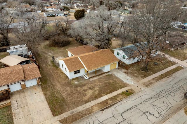 2639 N Gentry Ave, Wichita, KS 67220