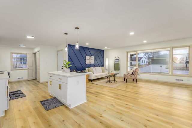 2639 N Gentry Ave, Wichita, KS 67220