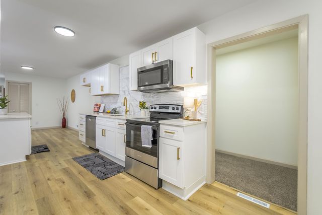 2639 N Gentry Ave, Wichita, KS 67220