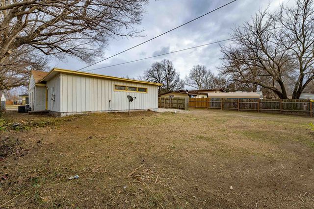 2639 N Gentry Ave, Wichita, KS 67220