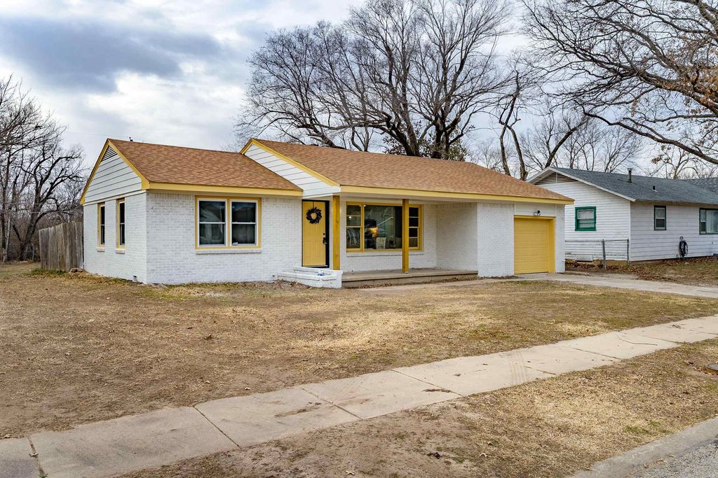 2639 N Gentry Ave, Wichita, KS 67220