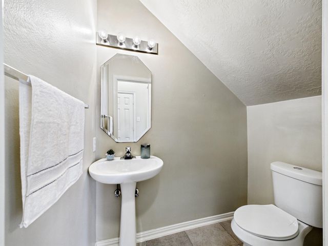 3023 Manor Bay Court, League City, TX 77573