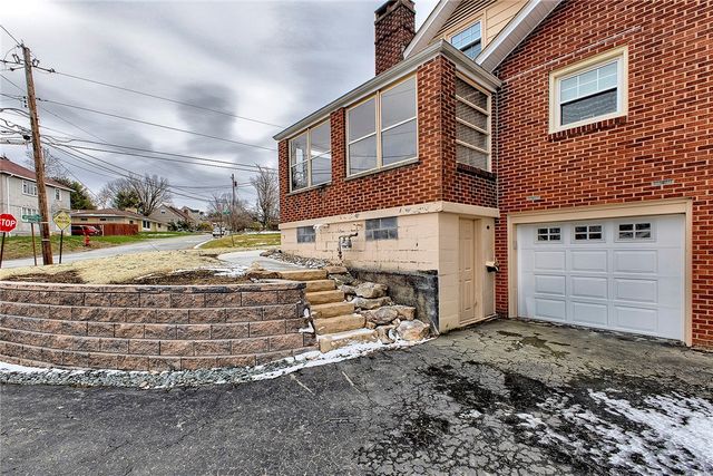 1004 Hillcrest Drive, City Of Greensburg, PA 15601