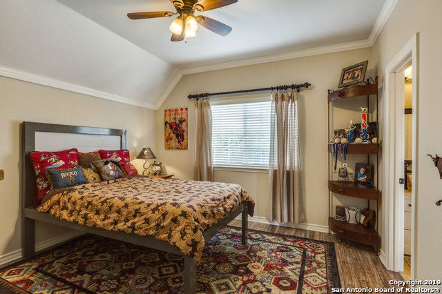 29707 Fairway Bluff, Boerne, TX 78015