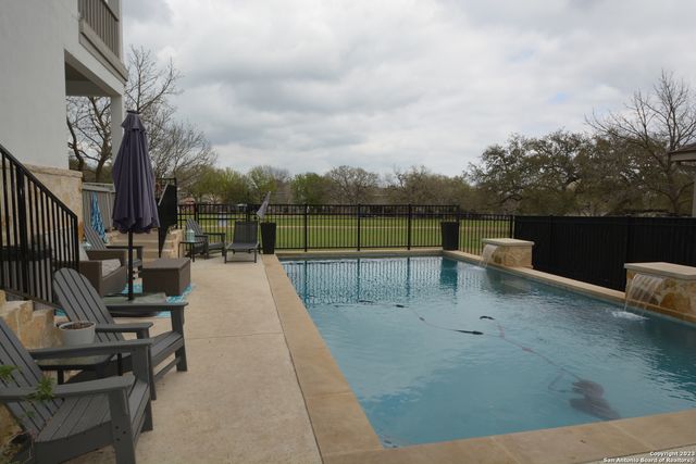 29707 Fairway Bluff, Boerne, TX 78015