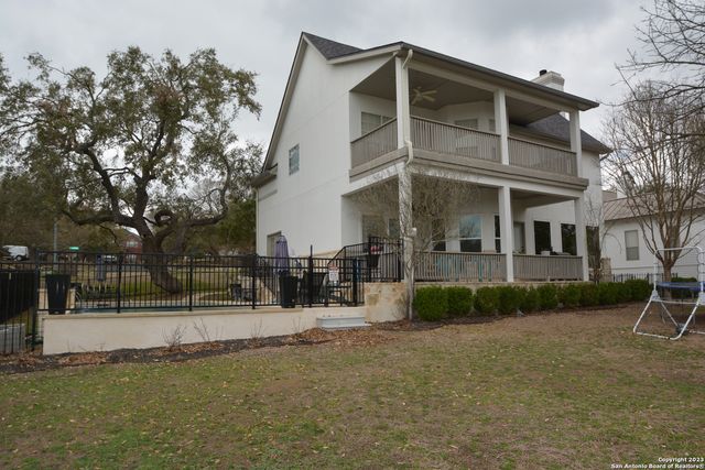 29707 Fairway Bluff, Boerne, TX 78015