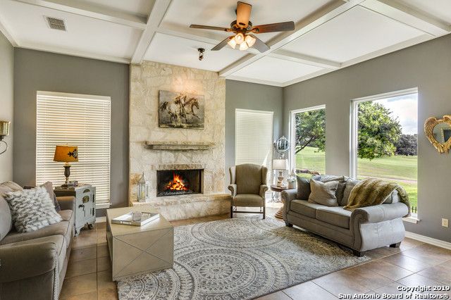 29707 Fairway Bluff, Boerne, TX 78015