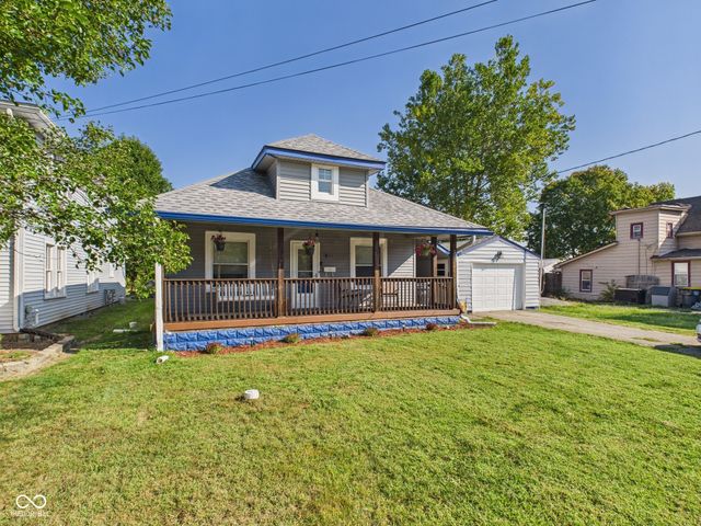 230 W Vinyard Street, Anderson, IN 46012